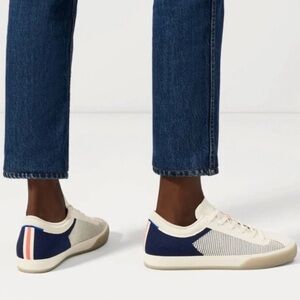 Rothy’s Lace Up Navy Sneakers Size 7